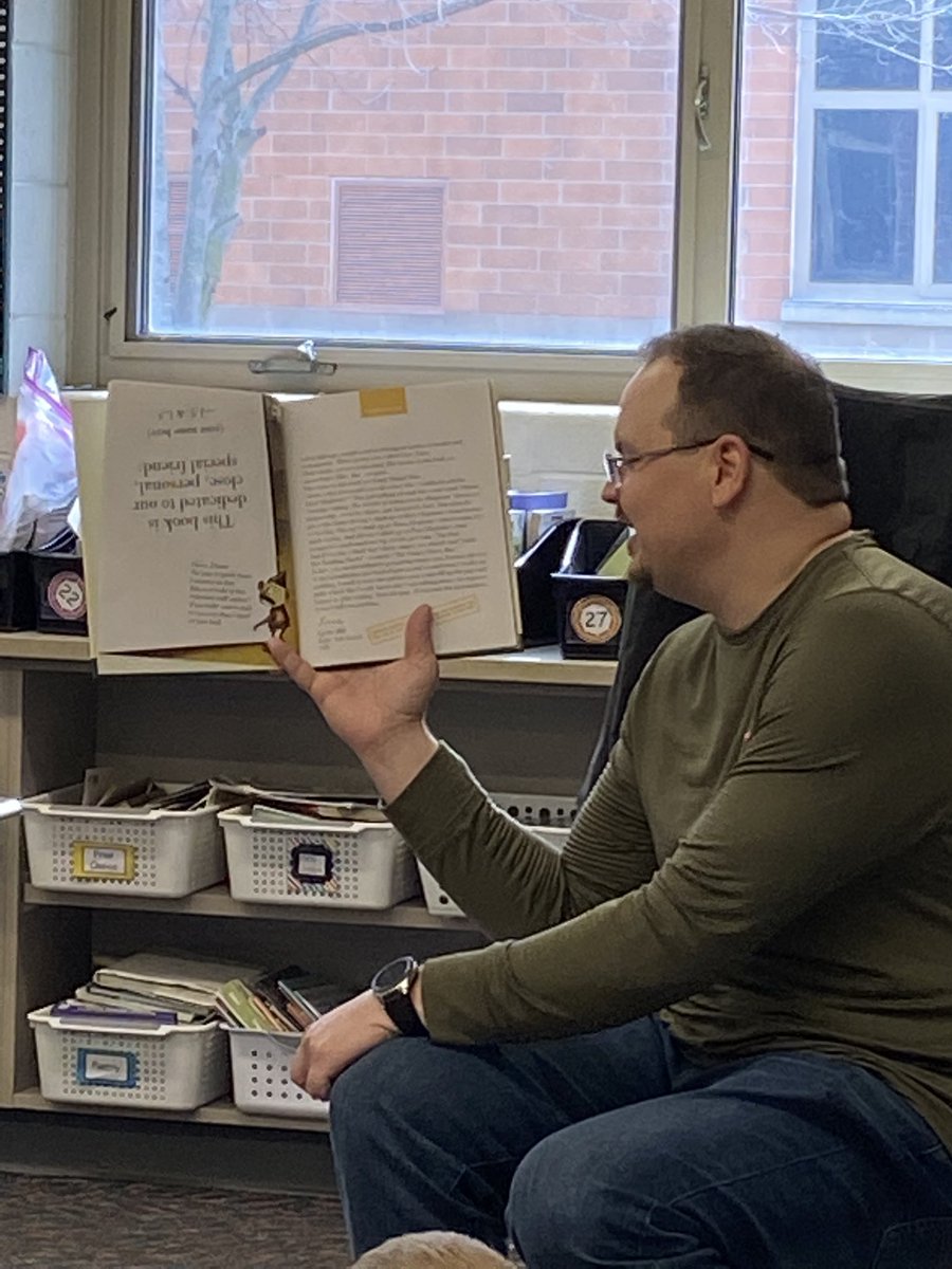 shaefferclass's tweet photo. We are so thankful for more Mystery Readers!! @SLCSBrummer https://t.co/xTGJEo2MZV