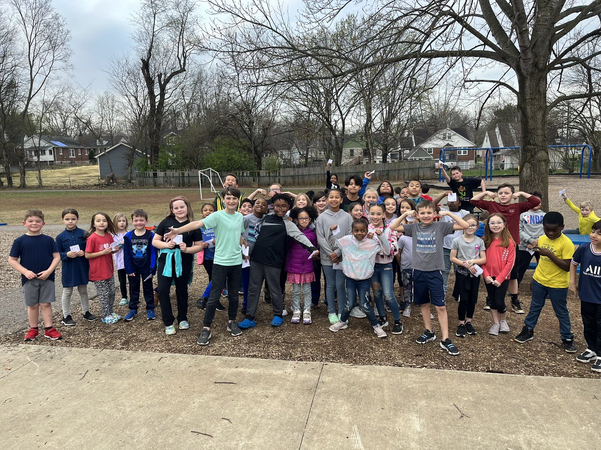 Lauren Coffey tweet media