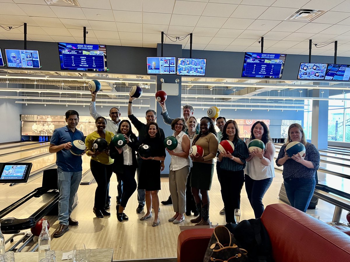 Inspiring ⁦@MDAndersonNews⁩ #radonc retreat focused on aligning our strategic plan with our master facilities building plan. Great discussion on optimizing clinic workflow and integration of cutting edge technology to help us #endcancer. Oh yes, did a little bowling too.