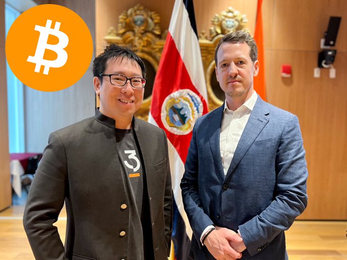 kriptogirisim's tweet photo. Sırbistan Prensi Philip ve Samson Mow bugün 🇨🇷 Kosta Rika Yasama Meclisi Başkanını ve siyasi liderlerini #Bitcoin konusunda eğitti 🙌 https://t.co/4OdhLPKWPL