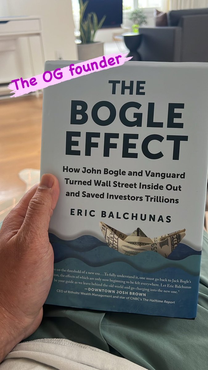 sharadmohan's tweet photo. The OG #founder - #JackBogle “a combination of Steve Jobs and Martin Luther” - quite the opener! Can’t wait to get into this one https://t.co/JUd48pLEev