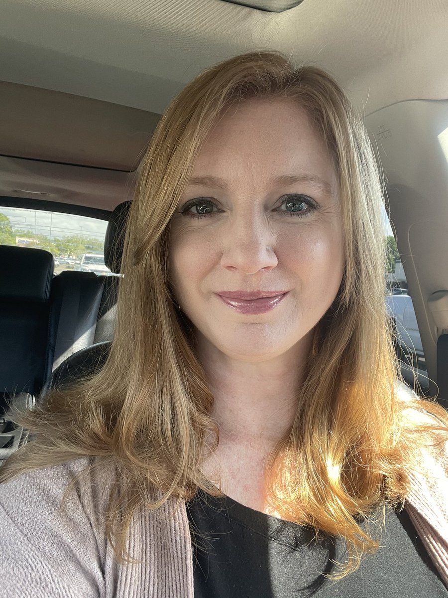 NextDocHolliday's tweet photo. I spent the day with myself WiFi hopping around Covington, working, eating, getting a new haircut, and enjoying the beautiful day. 💇🏼‍♀️ 🥓🍇🥪💻 https://t.co/bSGQPbGOkE