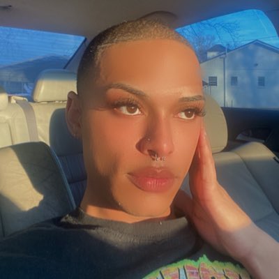 _stgj_'s tweet photo. #NewProfilePic https://t.co/5wDHzgBjxC