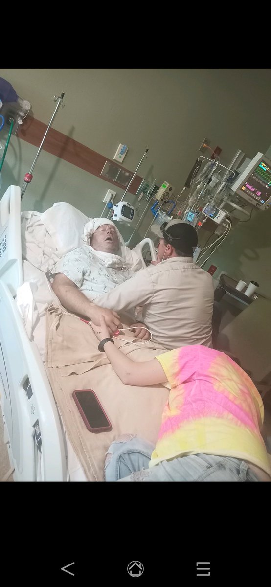 Mzzgotti1's tweet photo. @Storiesofinjury My children's father died June 21 2021 just short of 6 months after his vax in Jan ...I know the vax killed him ...they are both mentally struggling to cope with this...the amount of damage that has been done to this world I can not even wrap my head around... https://t.co/FIOk4EJjZz