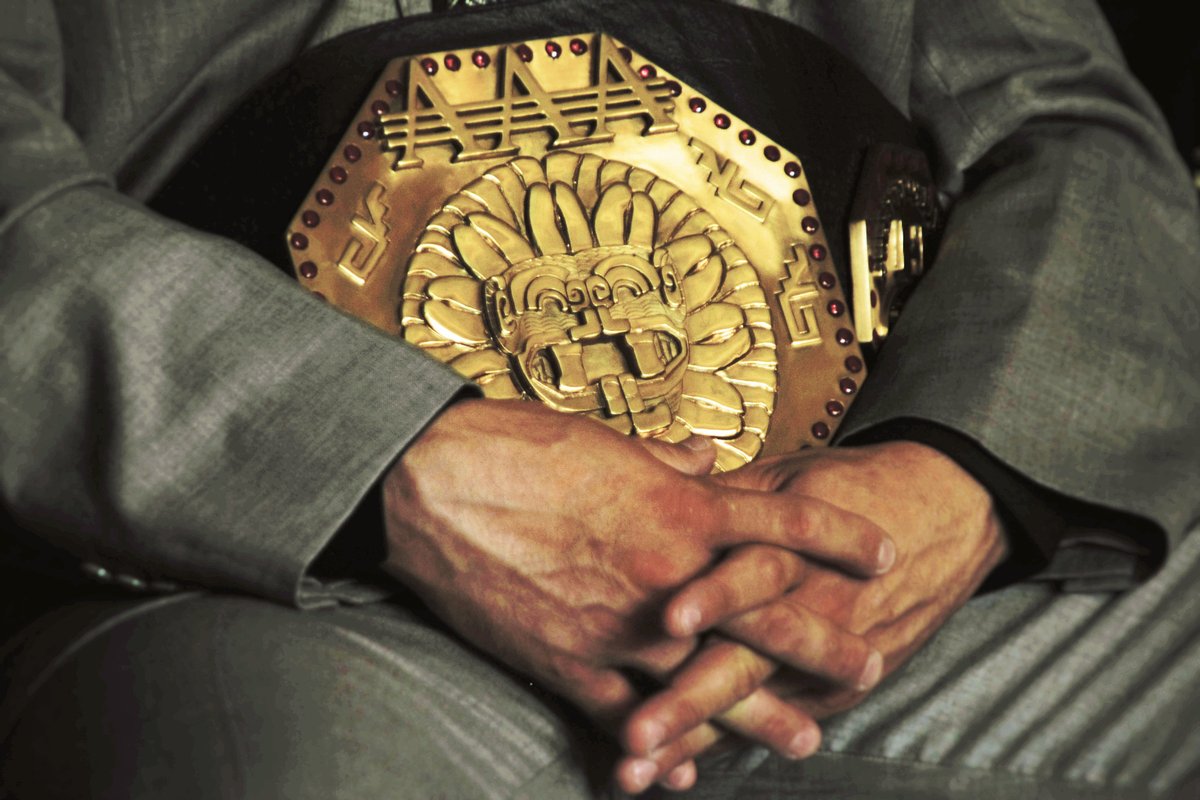 daniherrerias's tweet photo. @HeroeDelDistrit @Planeta_Wrest @luchalibreonlin @maskedrepublic Antes del #Tío @KennyOmegamanX #yodiriase que @Taurusoriginal o @Laredokidpro1 merecen MÁS QUE NADIE una oportunidad por el #megachamp de @luchalibreaaa https://t.co/iLB04H9OWb