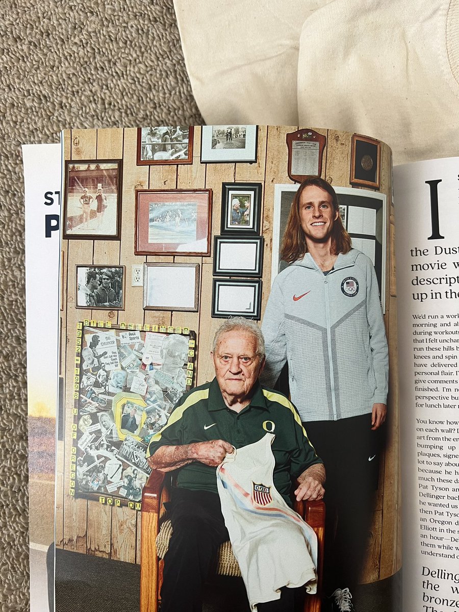 新Oregon Track ClubのTシャツと <a href="/newgenerationtf/">New Generation Track and Field</a> の8刊目が🇯🇵に到着。

わかる人にはわかるビル・デリンジャーとコール・ホッカーの素晴らしい2ショット。ポスターにしても良いぐらいにクラシック。

📷 <a href="/kuperhale/">Joe Hale</a>