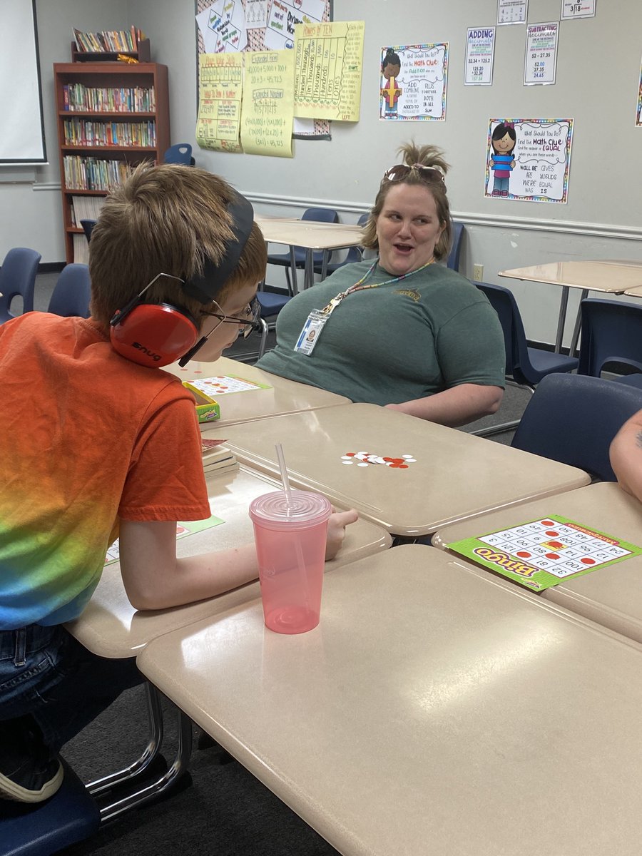 HSAWaco's tweet photo. Parents and students enjoyed learning at Literacy and Math Night. https://t.co/iPJ0BQBG4q