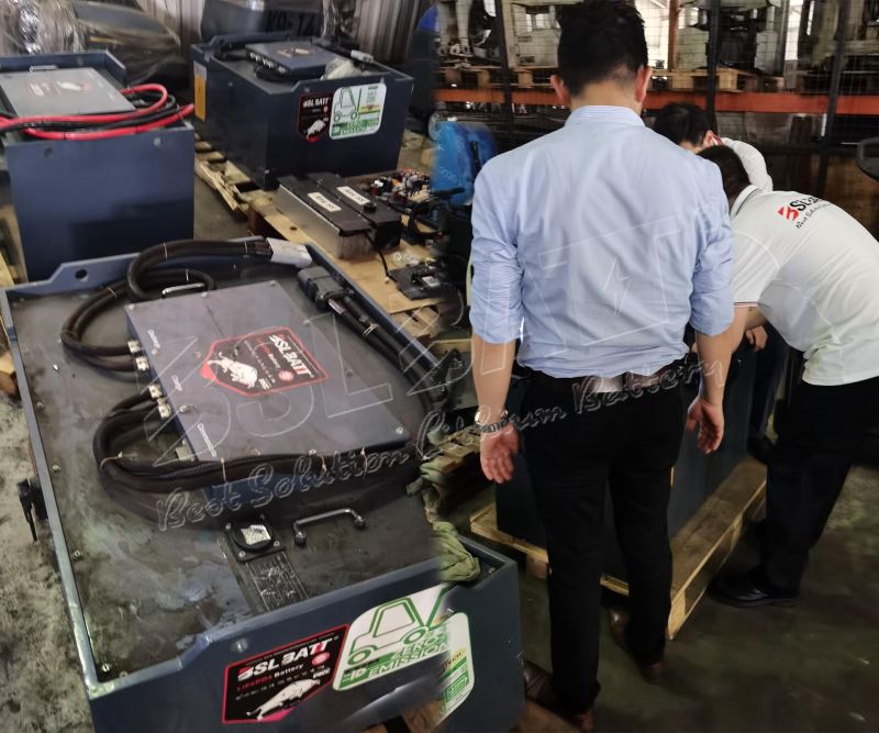 jacinthvvan's tweet image. Proud to introduce the latest lithium battery of BSLBATT forklift truck to our esteemed TCIM Sdn Bhd team in Malaysia, as well as share BSLBATT&apos;s industry-leading technology and how to expand the local lithium battery market in 2023!
#MaximizePerformance  #BSLBATT