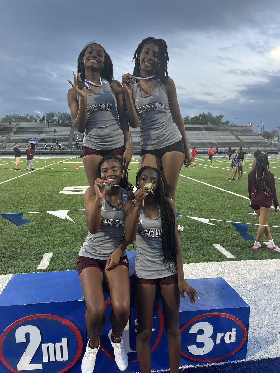 KHSLadyRoosTF's tweet photo. Lady Roos freshman take 1st at the Subvarsity meet in Temple for the 4x1 —4x2 &amp; 4x4 https://t.co/pYJ7TTgEYL