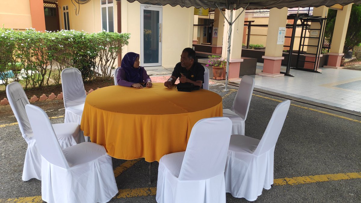 *HARI BERTEMU PELANGGAN*

"SETIAP HARI JUMAAT MINGGU KEEMPAT SETIAP BULAN"
BERTEMPAT DI: JKR DAERAH TEMERLOH KM 4, JALAN TEMERLOH - MARAN 28000 TEMERLOH, PAHANG
MASA:9.30 PAGI HINGGA 11.30 PAGI
TARIKH: 24 MAC 2023
TELEFON: 09-297 1853/09-297 1854
EMAIL:temerloh@jkr.gov.my