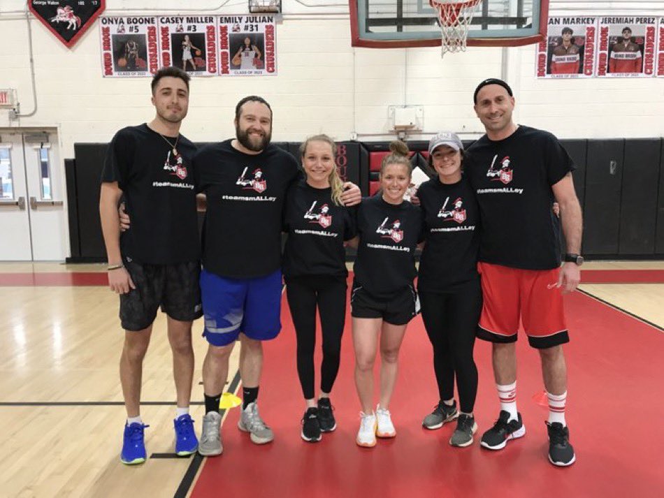 BBSmalleyES's tweet image. Great job Team Smalley on a great showing in the @CMSKnights dodgeball tournament...@MsChinich5 @CoachMelesurgo Mr.Desordi Ms.Esposito Mr. Bayer  Ms. Heidersberger