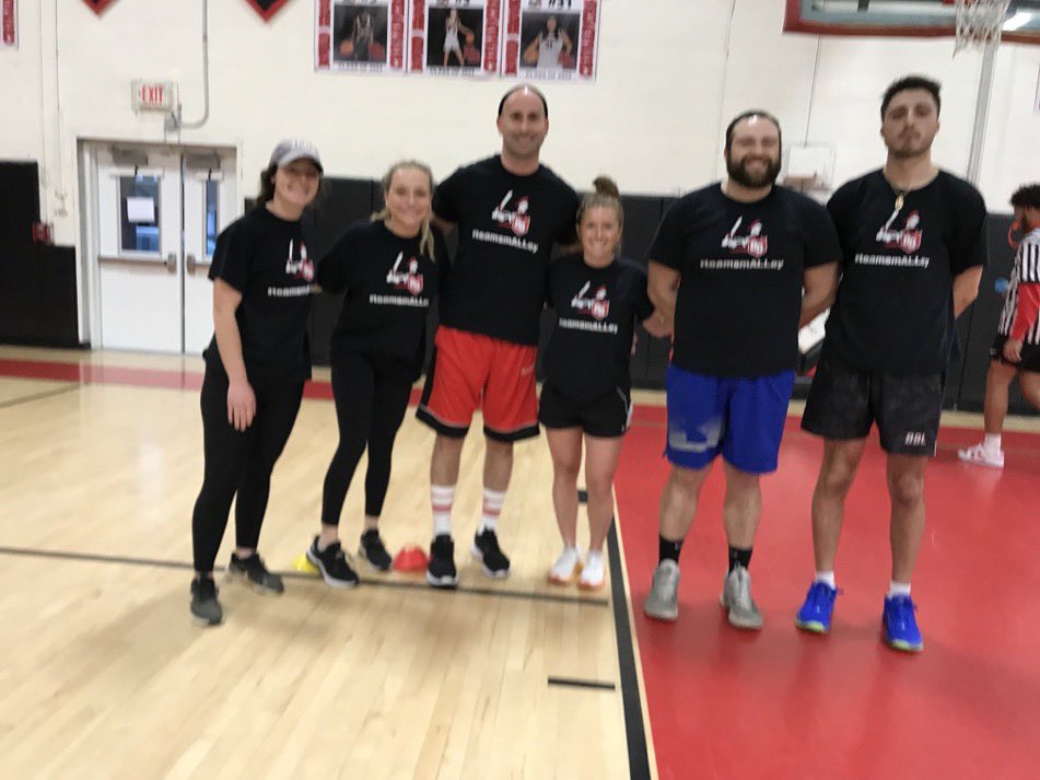 BBSmalleyES's tweet image. Great job Team Smalley on a great showing in the @CMSKnights dodgeball tournament...@MsChinich5 @CoachMelesurgo Mr.Desordi Ms.Esposito Mr. Bayer  Ms. Heidersberger