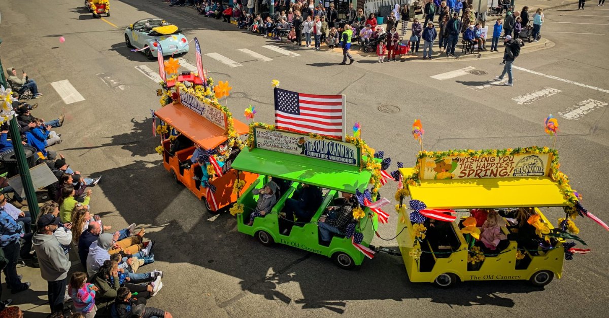 Sumner_Honda's tweet photo. Is it even spring if you don't attend the Annual Daffodil Festival Grand Floral Parade? 📅 Save the Event: https://t.co/tgImicjB8W
#SumnerWA #SumnerWashington #DowntownSumner #WashingtonState #DaffodilFestival #TravelTacoma #SpringIsHere https://t.co/Np9HUDrRe9