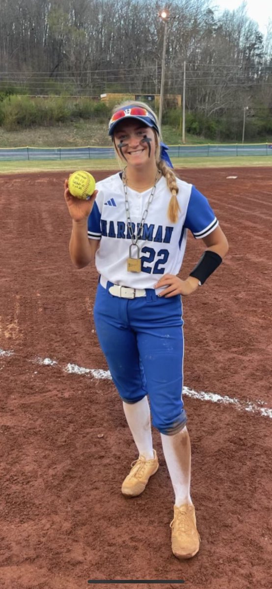 HighHarriman's tweet image. Another great win tonight with good defense and big hitting! Congrats @kendalmason18  and @AddisonOliver33 on their dingers! @WaltersStSports @RoaneStateWBB