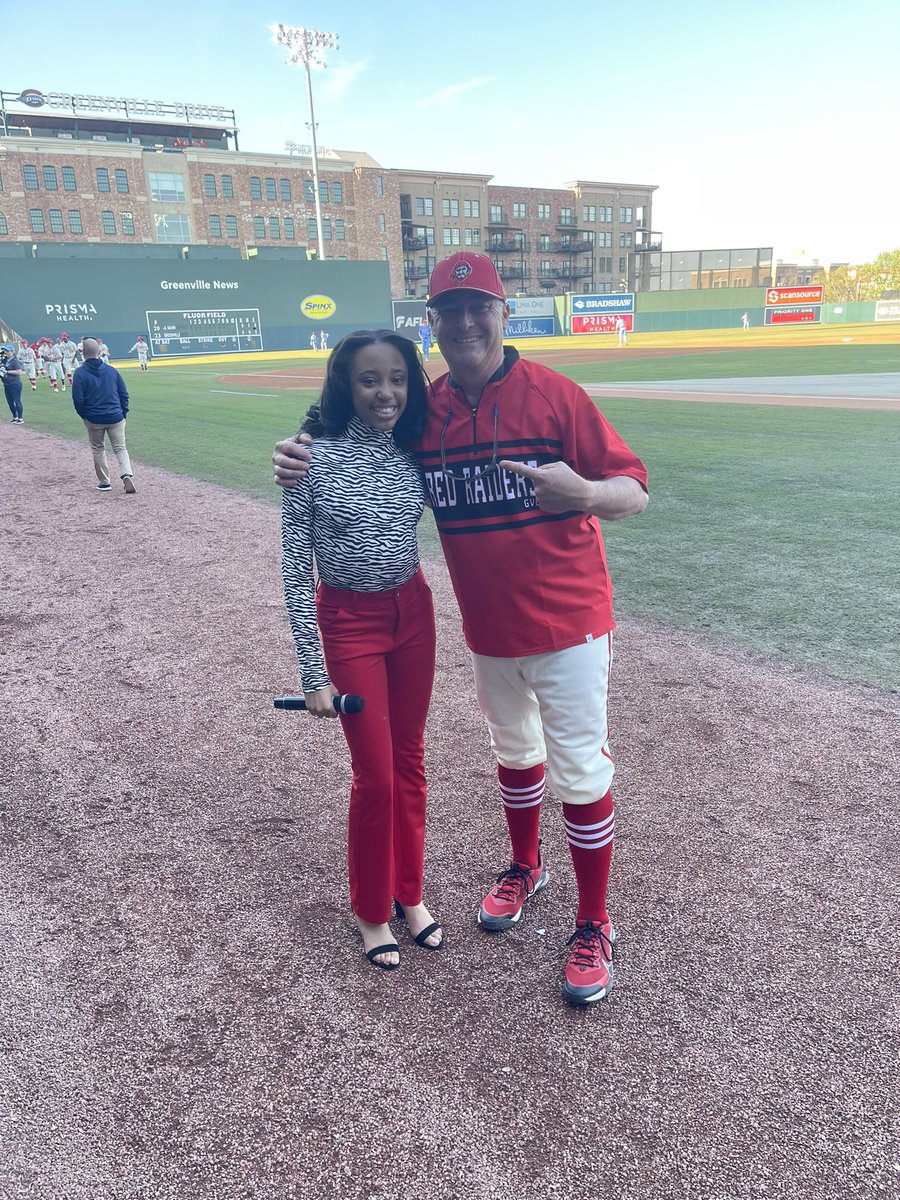gvlbaseball's tweet photo. Greenville - 4
JL Mann - 2
7 pitchers with 1P, 6H, 7K’s, 2 R
@RiversMoore1 1 for 3, Rbi 3B
@Doubrontjose79 1-2, 3B
@RushSheppard 1-2, R
@_cameronb___ 1-1, 1B
KJ Haynes 1-1, 1B
Chris Zamiska 1-1, 1B
Récord 9-1 https://t.co/uS7KHOGvRU