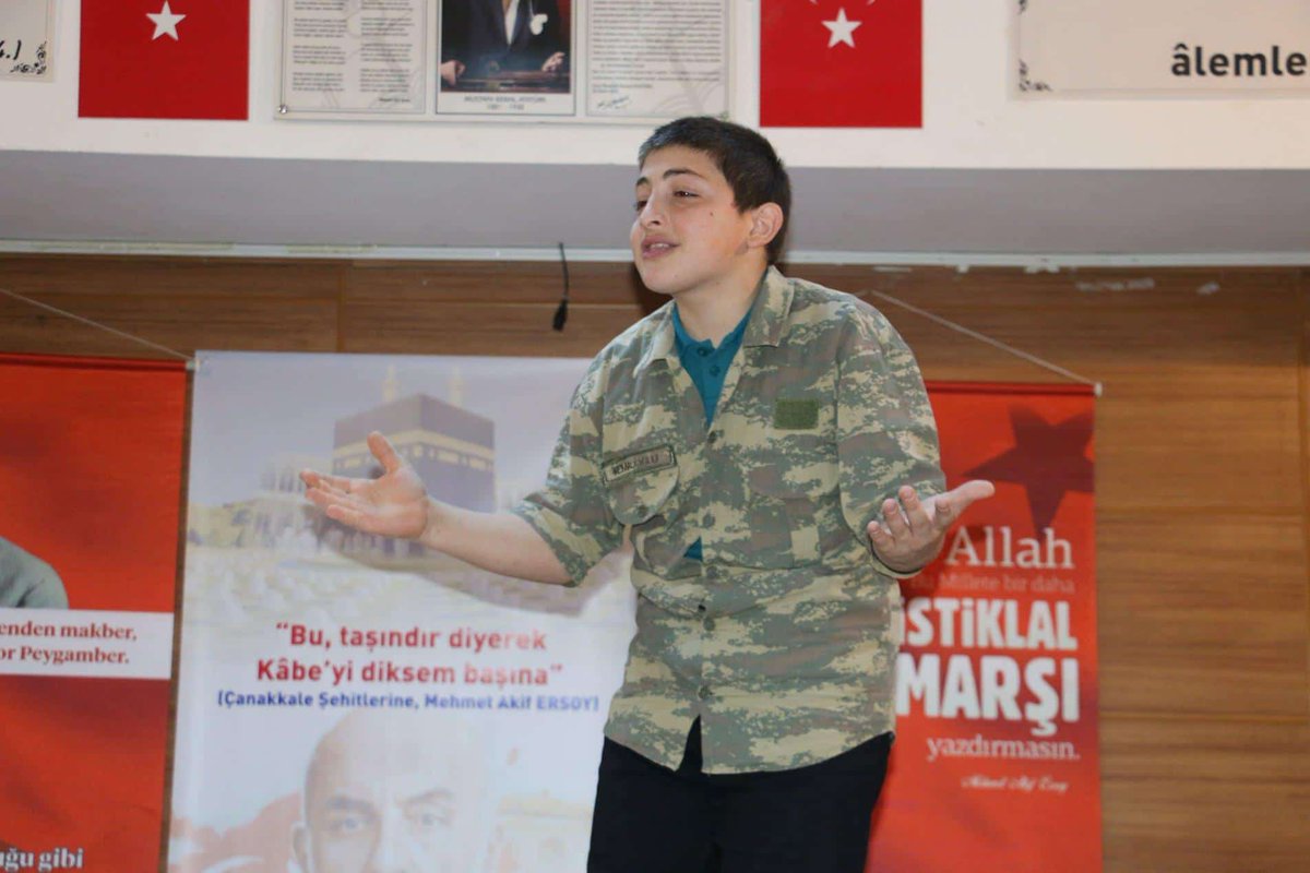 HaciahmetogluOF's tweet photo. İstiklal Marşı'nı güzel okuma yarışmasında okulumuz öğrencilerinden Ömer Mushap KEMALOĞLU 2.olmuştur. Emeği geçen öğretmenlerimizi ve öğrencimizi tebrik ediyoruz.
@EvrenGrms @yigitydemirer @ofmem1 https://t.co/oZjxTgQFGf