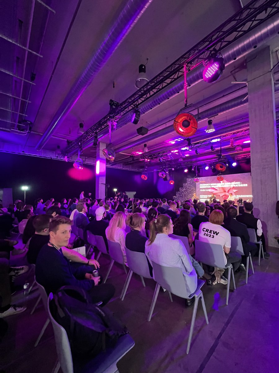 oliviakinghorst's tweet photo. ๐๐Back at Start Summit - one of the biggest #entrepreneurship and #tech conferences in Europe run by students! #start23 #StartSummit23 @START_Global @sanktgallen https://t.co/Gj71A8uz0J