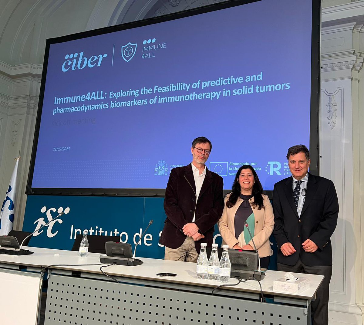 ma5RN's tweet photo. #23M complete and amazing day!
🎯 #BM #IO #PrecisionMedicine 👉  @Immune4ALL  @SaludISCIII @CIBERehd   inter@ciber project!! @idibaps 
🎯 #patient #livercancer #experience 👉👉@ContraCancerBCN  @hospitalclinic join meeting 👉👉new areas for improving! 🙌🙌 @BCLC_group team🙌🙌 https://t.co/i9JynmylS6