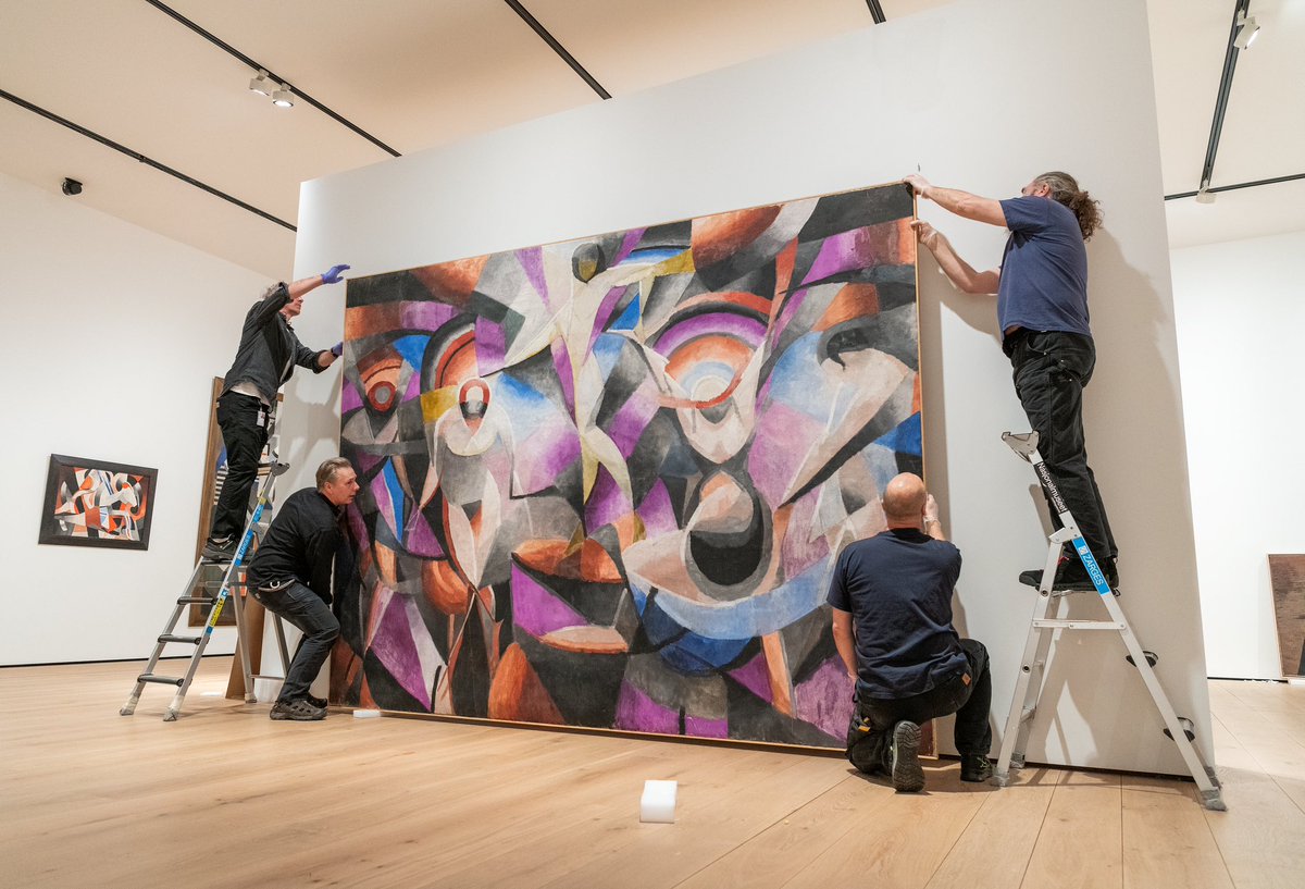 «Thorvald Hellesen. Kubistisk pioner» blir i desse dagar montert i Nasjonalmuseet. Fredag 31. mars opnar utstillinga for publikum. https://t.co/HZO6xzeC5B https://t.co/KLe7vSAdq0