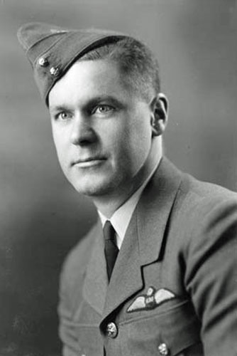 pettore's tweet photo. Born this day 24th. March 1911.

https://t.co/IZJUomwbUT. Vaughan Bowerman Corbett.
Canadian One of THE FEW.
https://t.co/WvXSNP2jTK
Awarded the DFC.
He was killed in a flying accident.
Buried in St James’ Cemetery, Toronto. https://t.co/fJ6c0BR80h