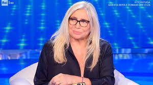Boomerissima's tweet photo. Domenica a #DomenicaIn:

- Il ricordo di #PaoloLimiti con #JustineMattera, #Giovanna, #TizianaRivale, #ManuelaVilla, #IvaZanicchi, #GigiFinizio e una lunga intervista a #CarloCinque 

- #WalterVeltroni e 
#NeriMarcore

- #Giorgia

- #GabriellaLabate

@tvblogit #AscoltiTv https://t.co/YyMAg9xeje