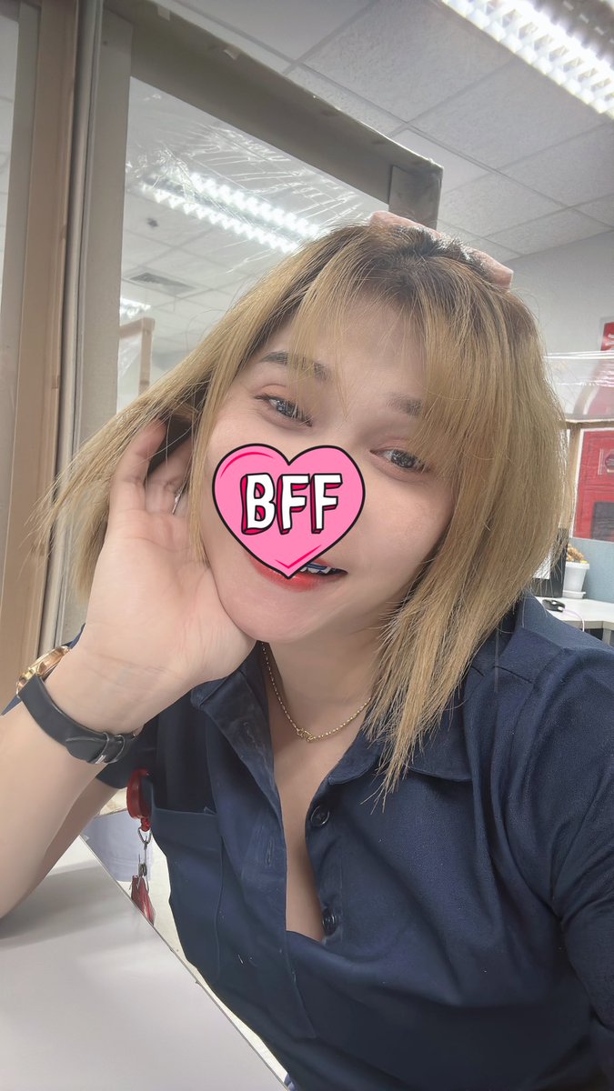 D2B19902's tweet photo. เหมือนเขาไม่อยากคุย หรือเขาทำงานเหนื่อยจริงๆ อกหัก https://t.co/waOA0JChTg