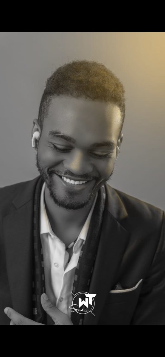 Aujourd’hui c’est l anniversaire de ma pp(personne personnelle) happy birthday dear❤️🎂🎂tu connais déjà tout que le seigneur veille sur toi ❤️❤️❤️🎂🎂