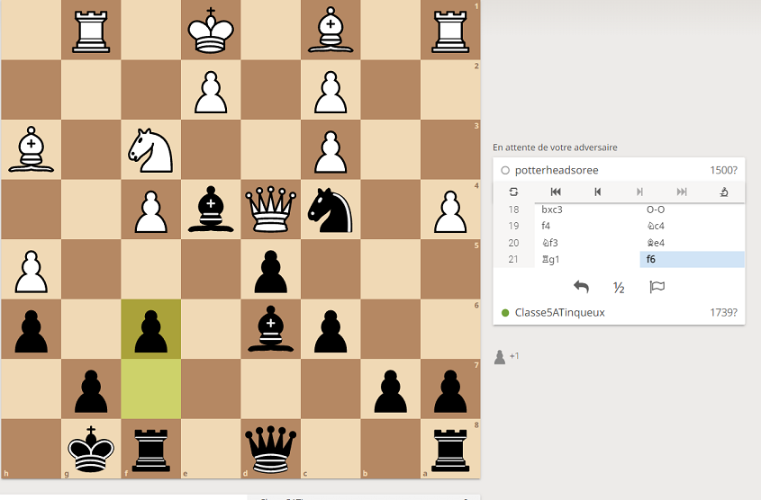 Bonjour <a href="/potterheadsoree/">Catherine Chotard</a> !
Nous jouons notre pion en f6 pour défendre notre Roi.
Tg1 était pas mal ... mais on a vu la menace de mat !
#Quotichess