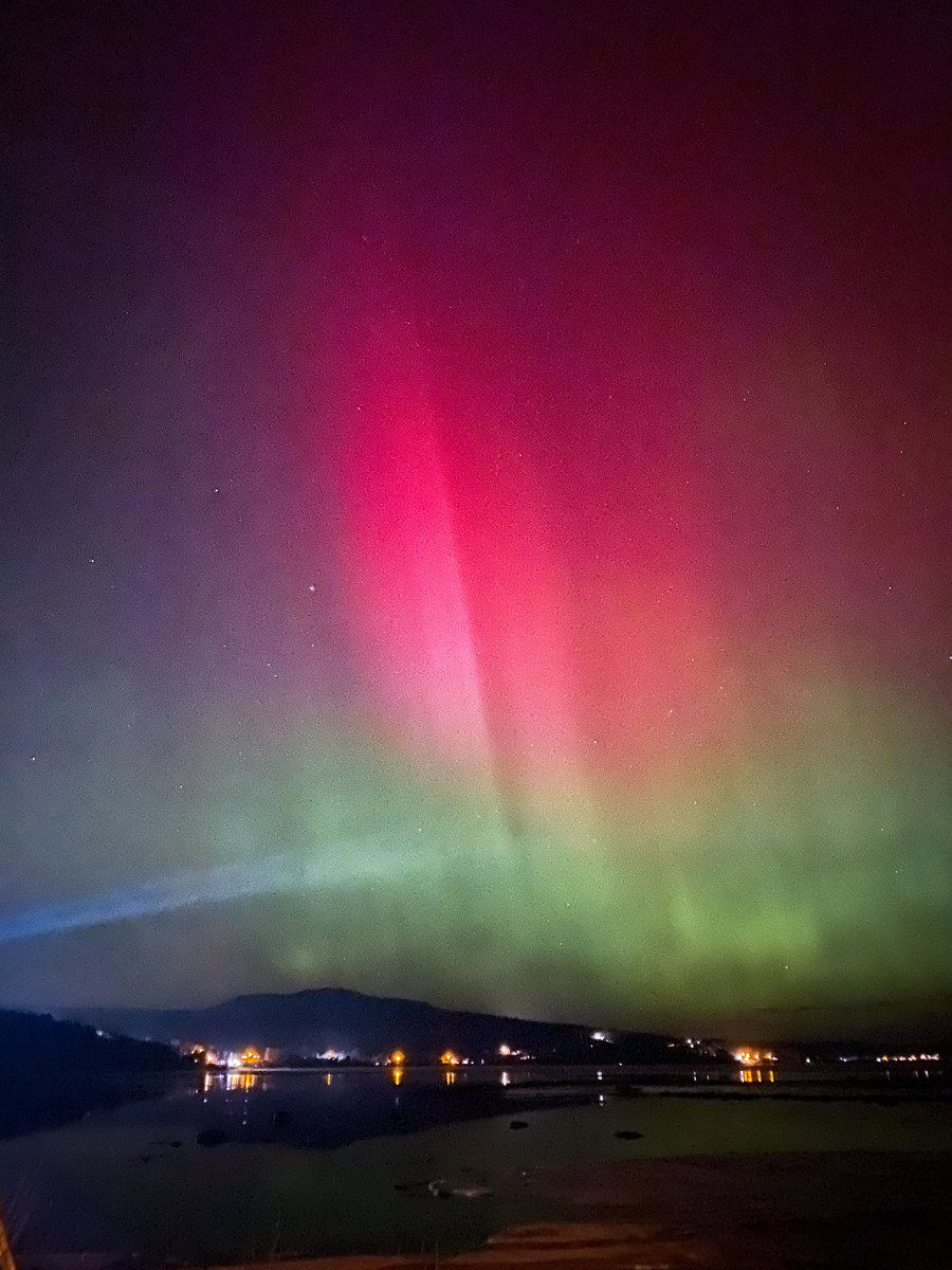 #NorthernLights in Shoal Harbour and Random Island, Newfoundland, shot by the Bar Bridge, an area rumoured to be haunted by spirits carrying a ghostly light. The lights were dancing and the ice was creaking and cracking! #Spooky! #AuroraBorealis #nlwx  #HauntedNL #ExploreNL