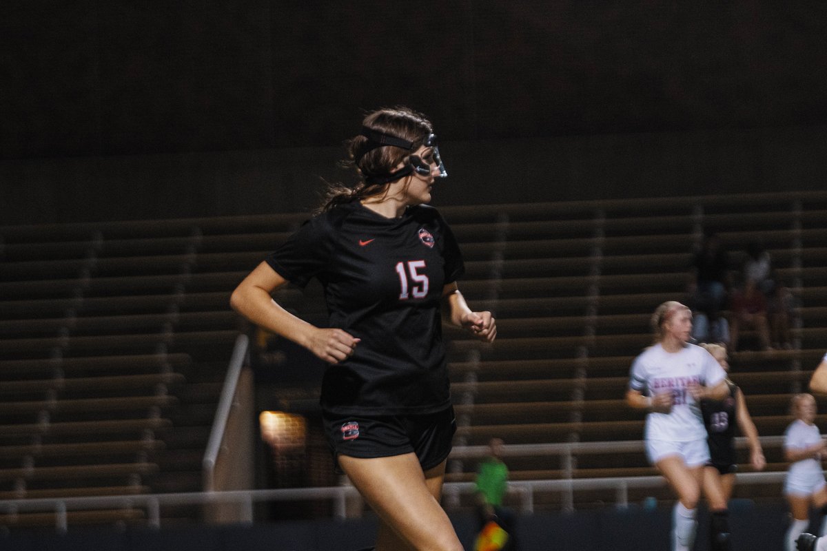 A late second-half rally gave Argyle a shot in its playoff bout with Midlothian Heritage, but the Lady Jaguars had the last word in a 2-1 overtime win.

The Lady Eagles equalized with a second-half goal by Cassidy Horton before the decisive OT score.
dentonrc.com/sports/high_sc…