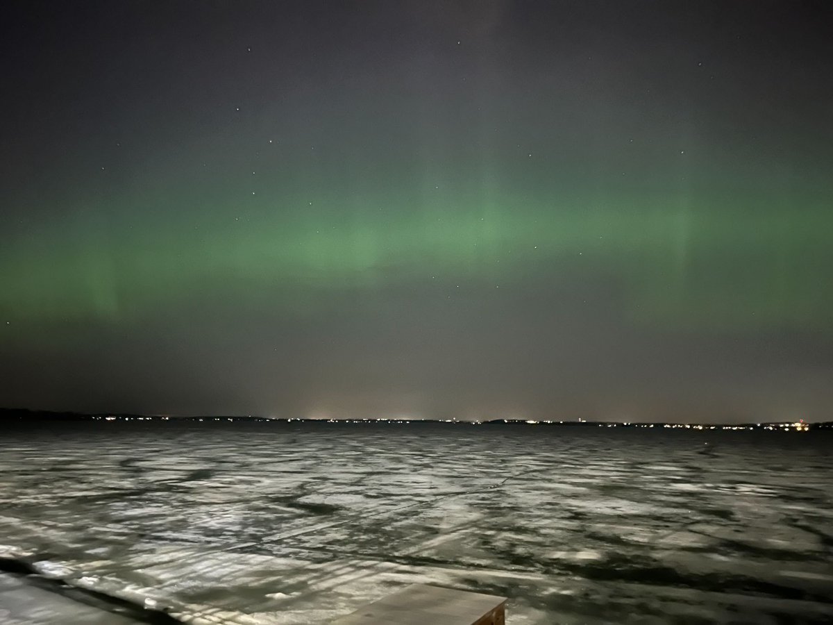 hermansgroup's tweet image. Northern lights are visible in Madison Wisconsin!! Pictures by our very own Abdullah and Ahmia!! 😍