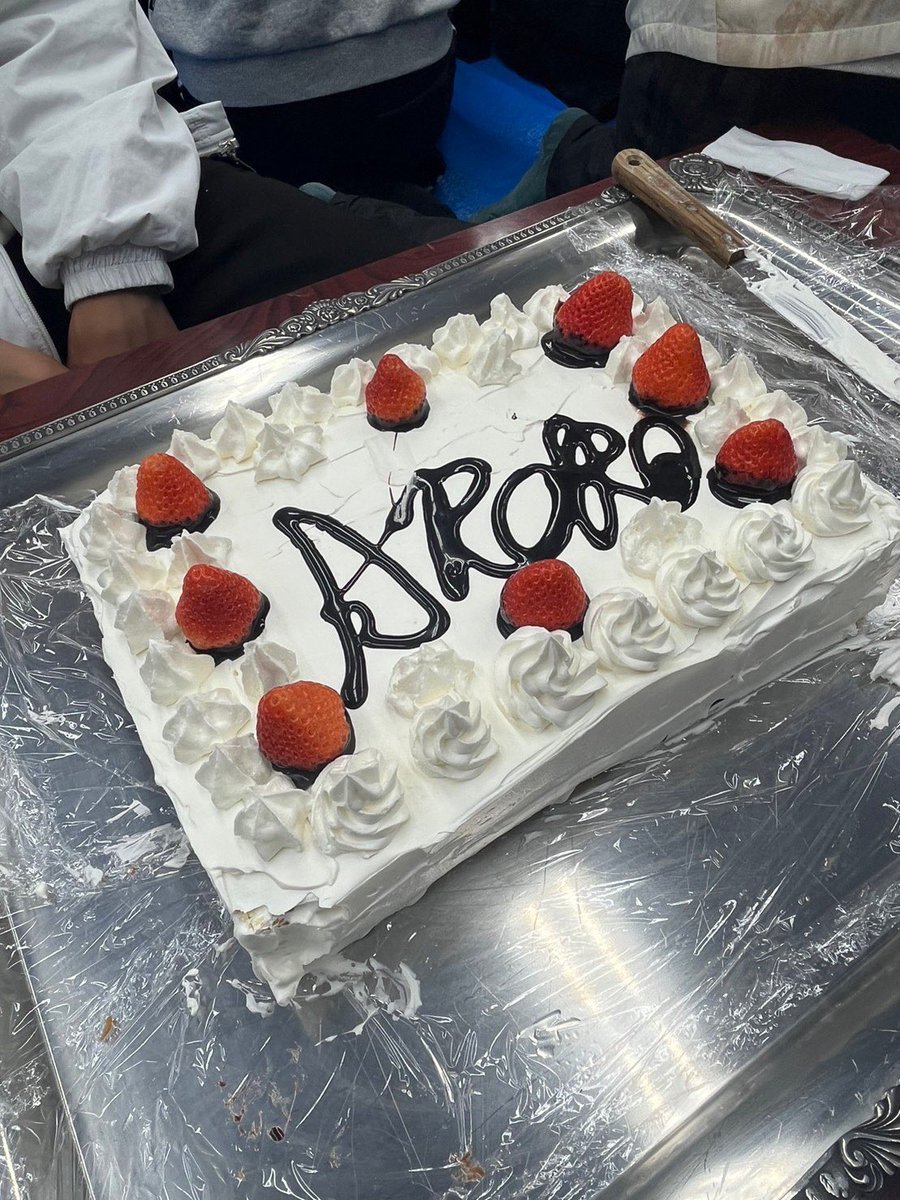 cuc51st's tweet image. 行事紹介② 合宿

合宿も春休みと夏休みに行う行事です！
合宿では、数日間朝から夕方までテニスの試合をする1日を過ごします🎾
テニス以外にも、ケーキ作りをしたりゲームをしたり肝試しをしたりと、様々な遊びをするとても楽しい行事です！🎈 

＃春から神戸大学
＃春から神戸女学院大学