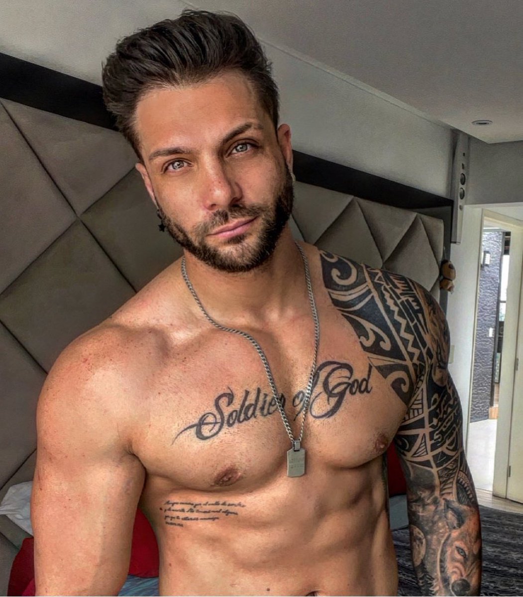 FCOPORCEZAGA's tweet photo. Dios mis hijos son muy sexys 🔥 https://t.co/o5C3bP8SoK