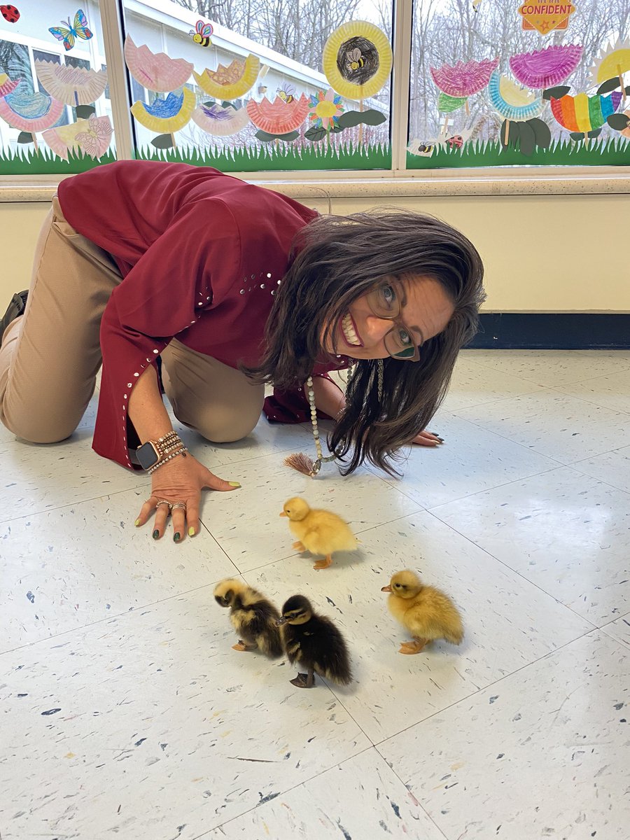 Just hanging out with some of my new friends in the halls of Parker Farms! 🐤❤️🥰😆 #ilovemyschool