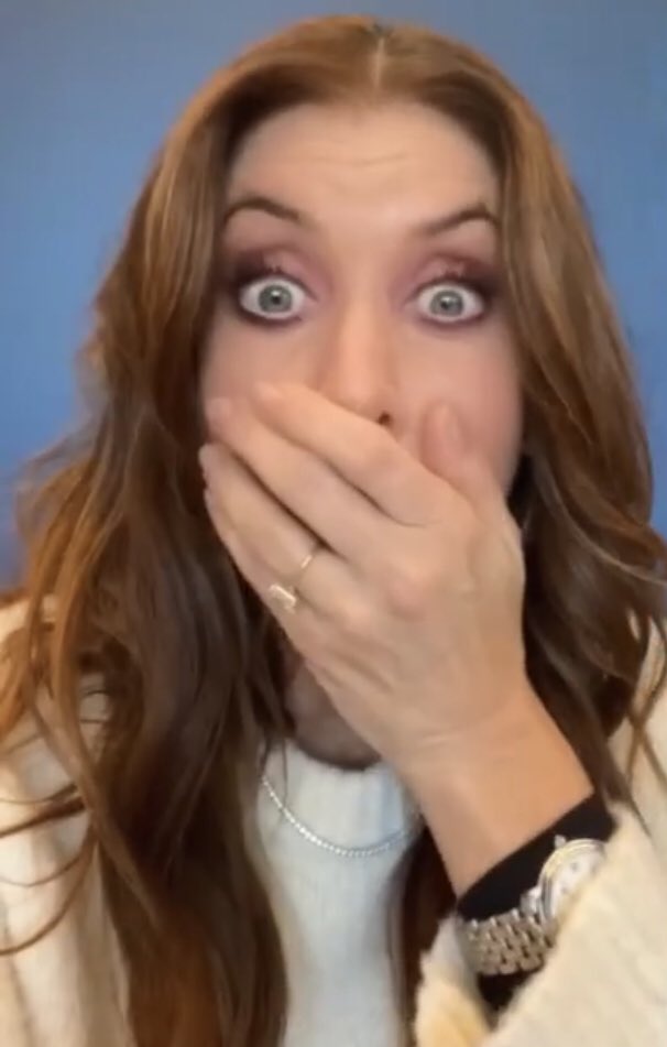 foryoukatewalsh's tweet photo. Yep, that was my reaction to Addison's accident (+ tears, a lot of tears) https://t.co/t0MQHjVg1u