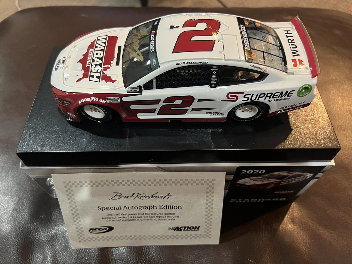 VortexRacingNet's tweet image. Lots of new and exciting 1:24 Diecast have been uploaded! Most of them autographed! Only 1 of each available, pick them up at VortexDiecast.com before someone else does