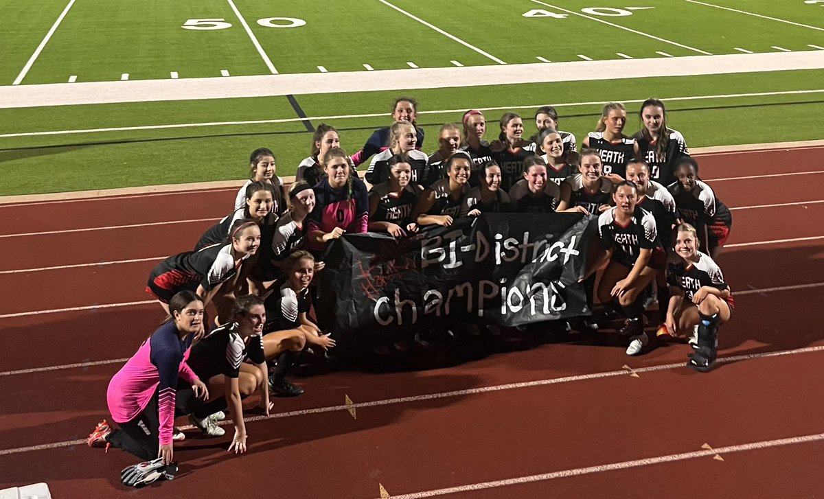 chacha_fin's tweet photo. Great game @SoccerHeath!! Bi-District Champs!!! Proud of these ladies! #WTD @SavanahFinley #2025 #GK #00 #keepermom https://t.co/yVJSzEpBcn