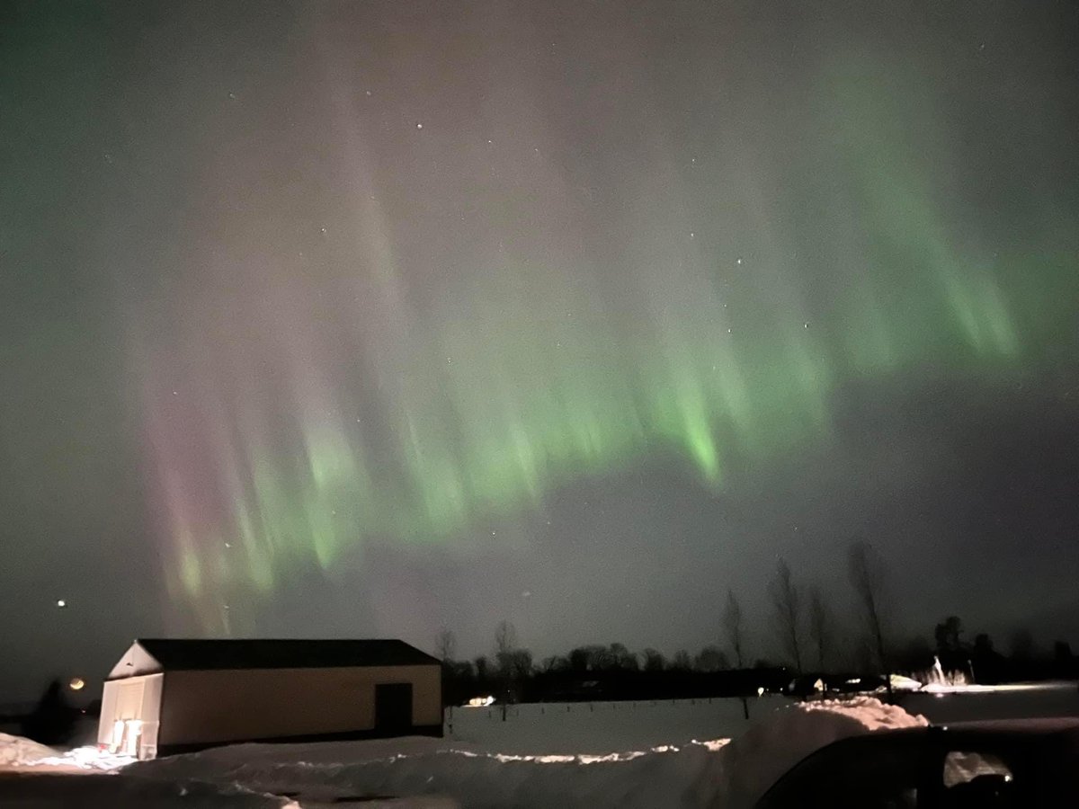 kmg131's tweet photo. @NWSTwinCities From my sisters yard in Dalbo, MN https://t.co/K6wQieNebl