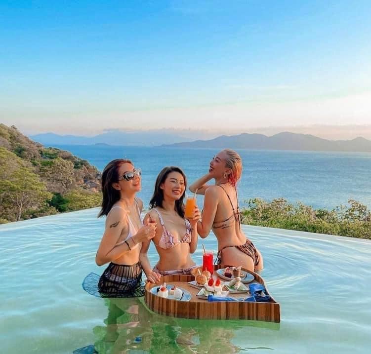 khanhmarcom's tweet photo. 5 BƯỚC ĐẦU TƯ FARM SINH LỜI TRÊN ĐẤT BÌNH THUẬN 
Kênh gửi tiền mặt vào Bất động sản an toàn nhất 2023
https://t.co/tWQk9hjb6B
Hotline 0982488600
#datnenbacbinh #datsaobinhthuan #datnongnghiep_binhthuan https://t.co/mv9nIgDPMa