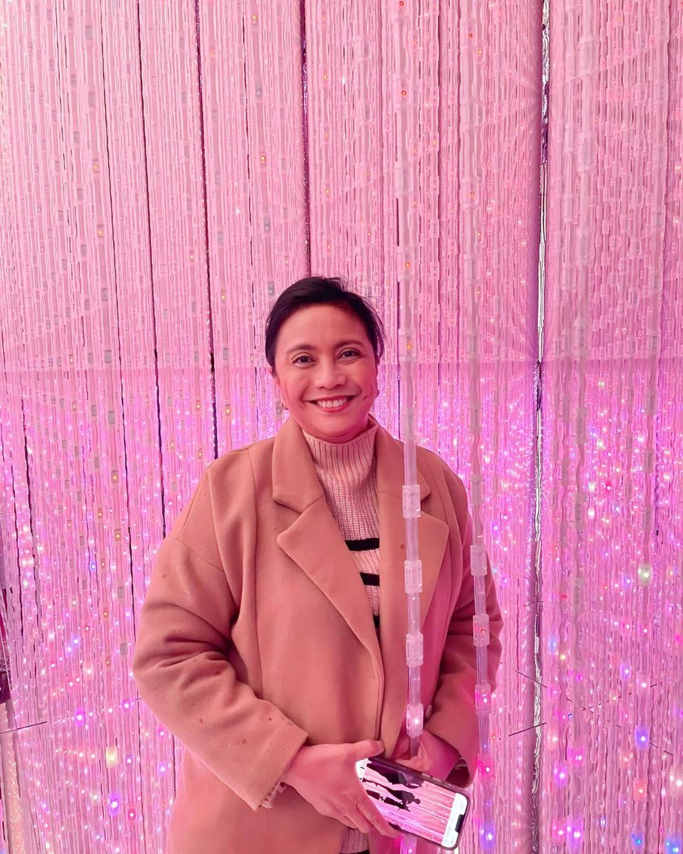 inquirerdotnet's tweet photo. GRATEFUL 💖

LOOK: Former Vice President Leni Robredo expresses her gratitude to the supporters of the Angat Buhay Foundation as she shares snaps of her during her trip to Tokyo, Japan. | 📷:  Leni Robredo https://t.co/chbbhYKP2A