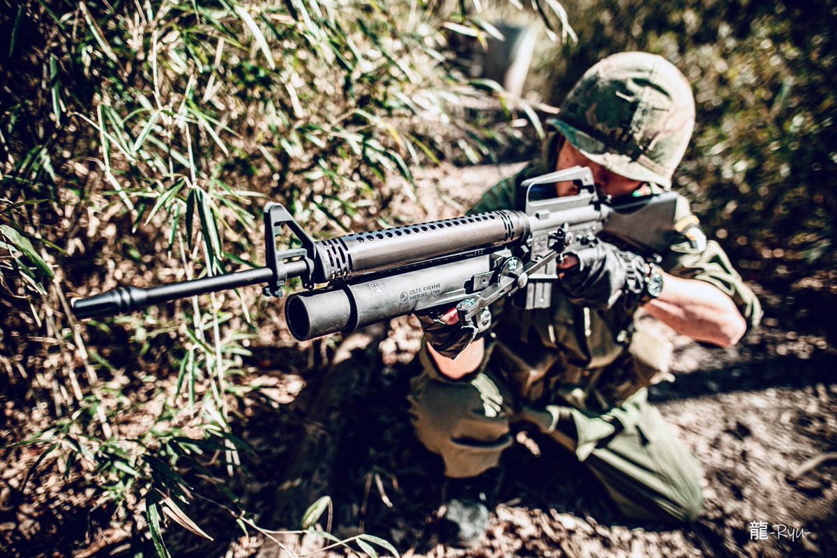MAZDA_1978's tweet photo. れーる?が無かろうが、三角サイト最高!
#XM16E1
#XM148
#ナム戦装備
#讃えよ三角サイト https://t.co/uPzOWW2i49