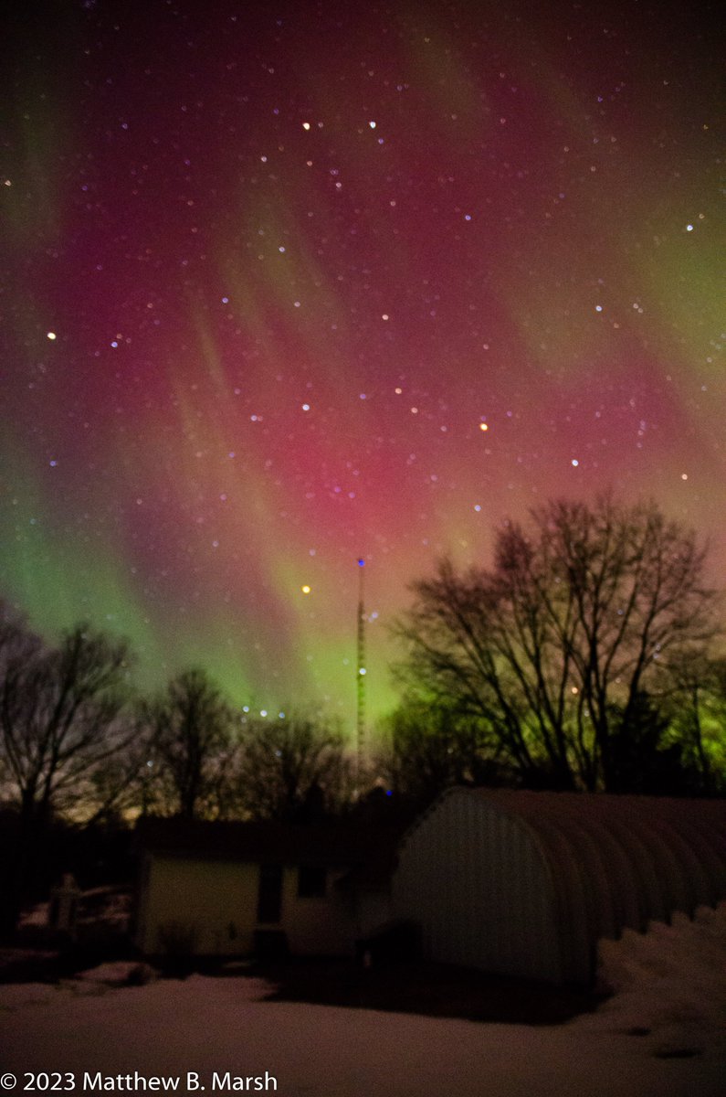 It's a damn fine #AuroraBorealis. These views are from our place about 20 km N of the 401 near #YGK.