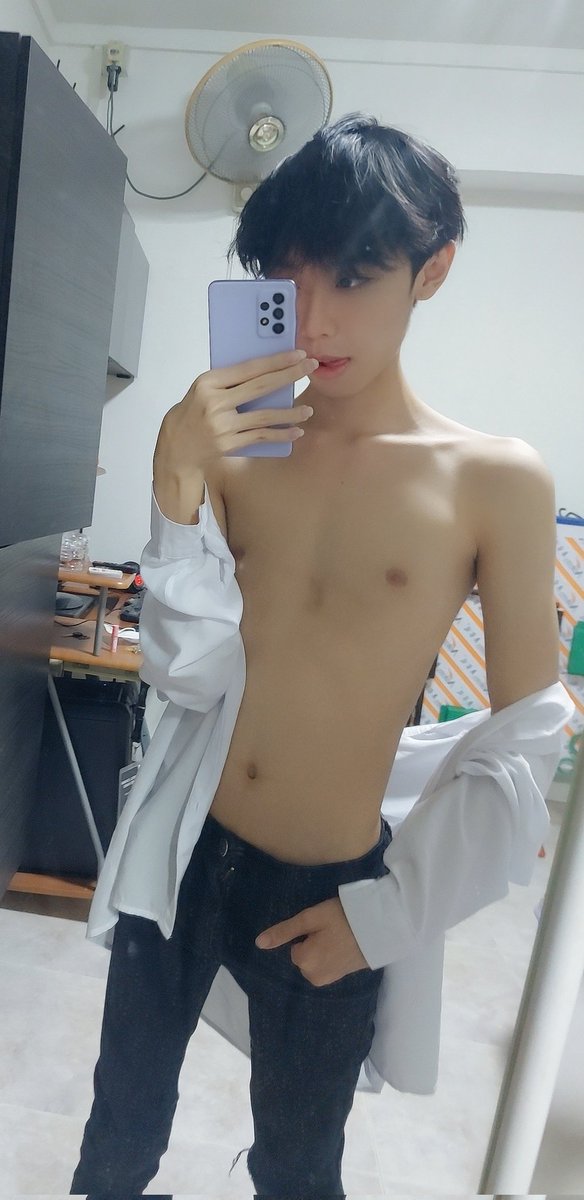 Misqueeni's tweet photo. 🌚 https://t.co/yRmmgYh1lJ
