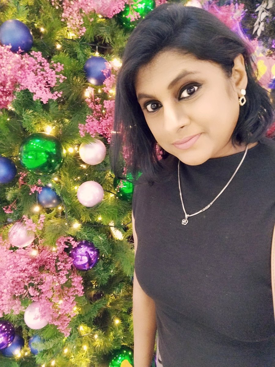 puvissha_offl's tweet image. Since the fasting month has started. Wishing all the muslims a blessed fasting 🙏🙏🙏 #Ramadan #fasting #FastingMonth #Muslims #puvisha #puvishamanoharan #RamadanKareem #Ramazan #Ramazan2023