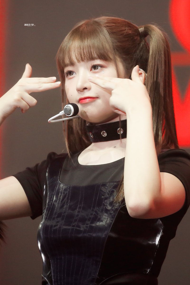 reike_it's tweet photo. [HD]  230212 😙

#아이브 #IVE #레이 #REI #レイ https://t.co/UEUYb6lfQk
