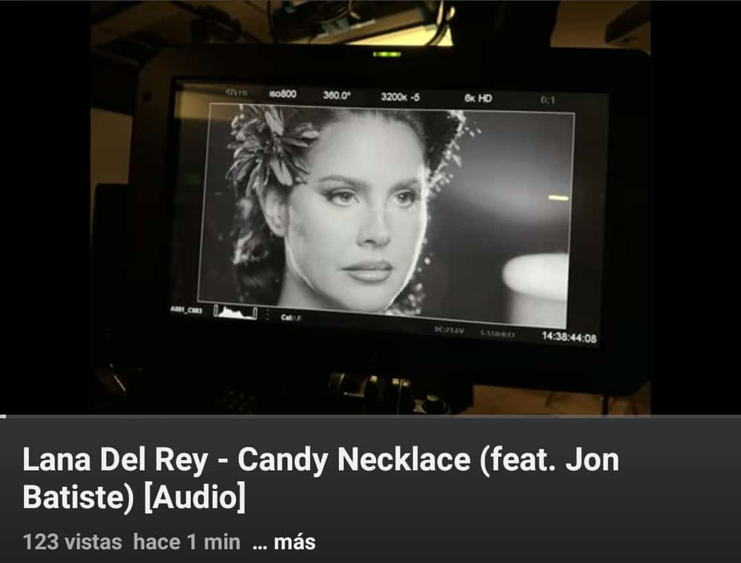 JasmirdelRey's tweet photo. No están soportando
 #fanslanadelrey
#vivaelizabethwoolridgegrant💗🛐 https://t.co/emqfPJ7cNn