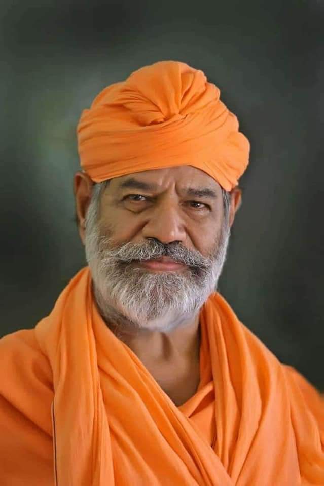 ಇಂಥ ಸಂತರ ಜೀವಿತಾವಧಿಯಲ್ಲಿ ನಾವುಗಳು ಜೀವಿಸುತ್ತಿರುವುದು ನಮ್ಮ ಅದೃಷ್ಟವೇ ಸರಿ 🙏🙏