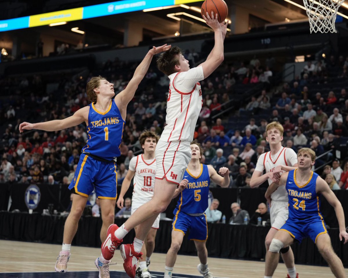 Amazing heart from these boys tonight.  Panthers Proud! @LNHoopsOx <a href="/LNHS_Panthers/">Lakeville North High School</a>