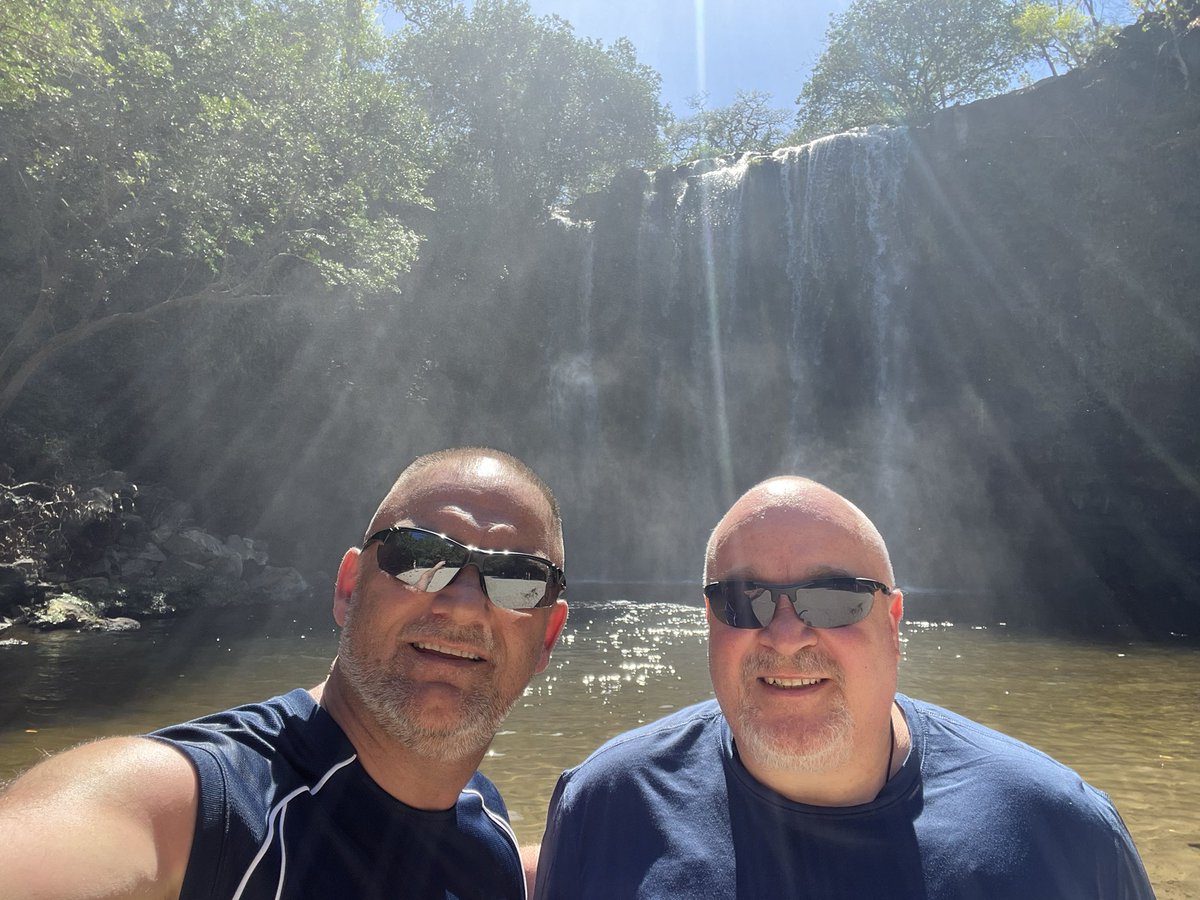 DonnieOK's tweet photo. Life long #friends havin an amazing time in #costarica #vacation if you r interested in visiting drop me a pm and I’ll fill you in in my friends amazing place. #playadelcoco https://t.co/nUwqxrNvy1