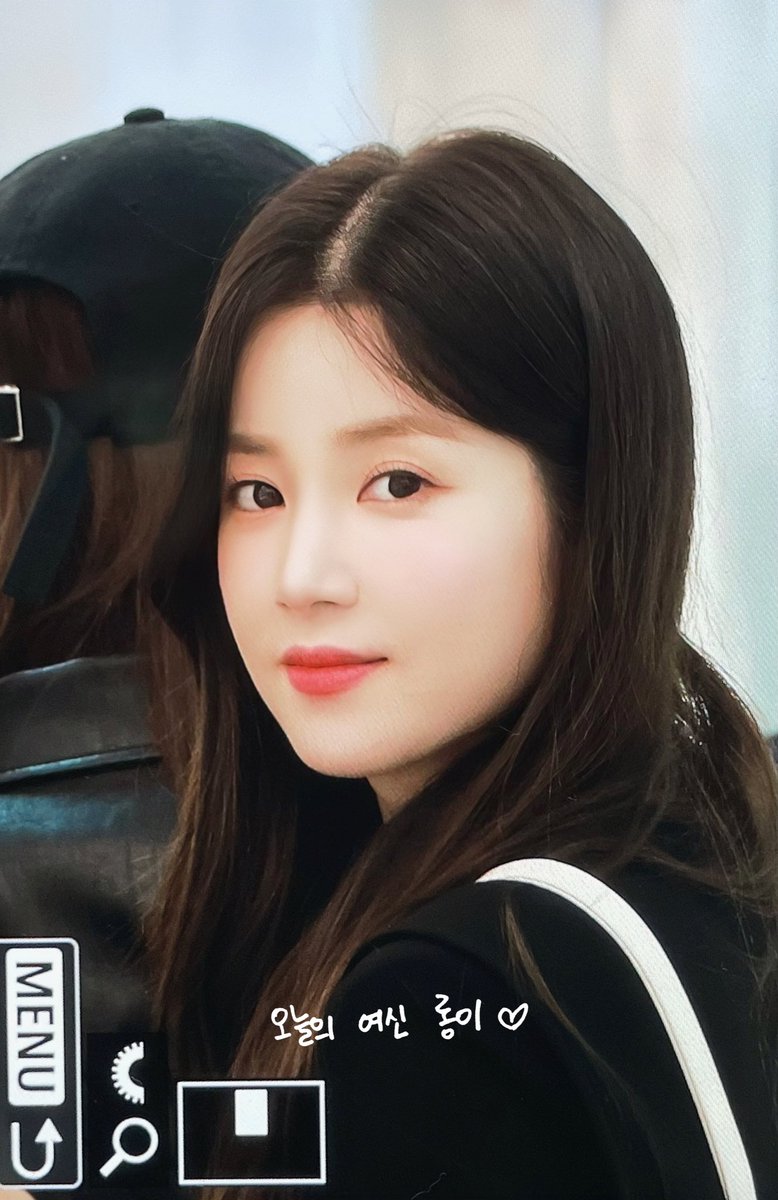 19910303net's tweet photo. 230324 ICN #초롱 (@Apinkpcr ) 

잘 다녀와💕

#에이핑크 #박초롱 #apink #chorong https://t.co/FnnHDAfcgI